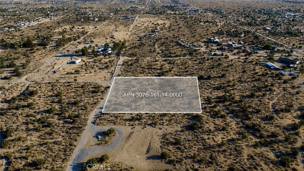 1 Pine Tree Road