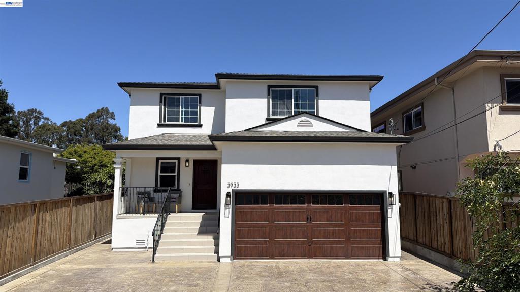 3933 Midvale Ave