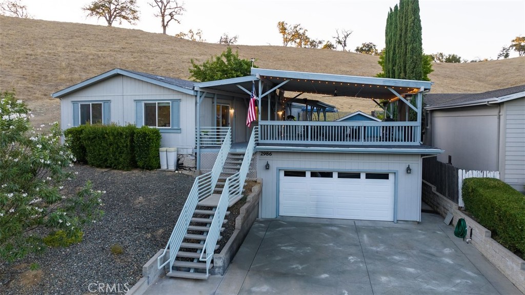 2986 Bridle Trail Lane