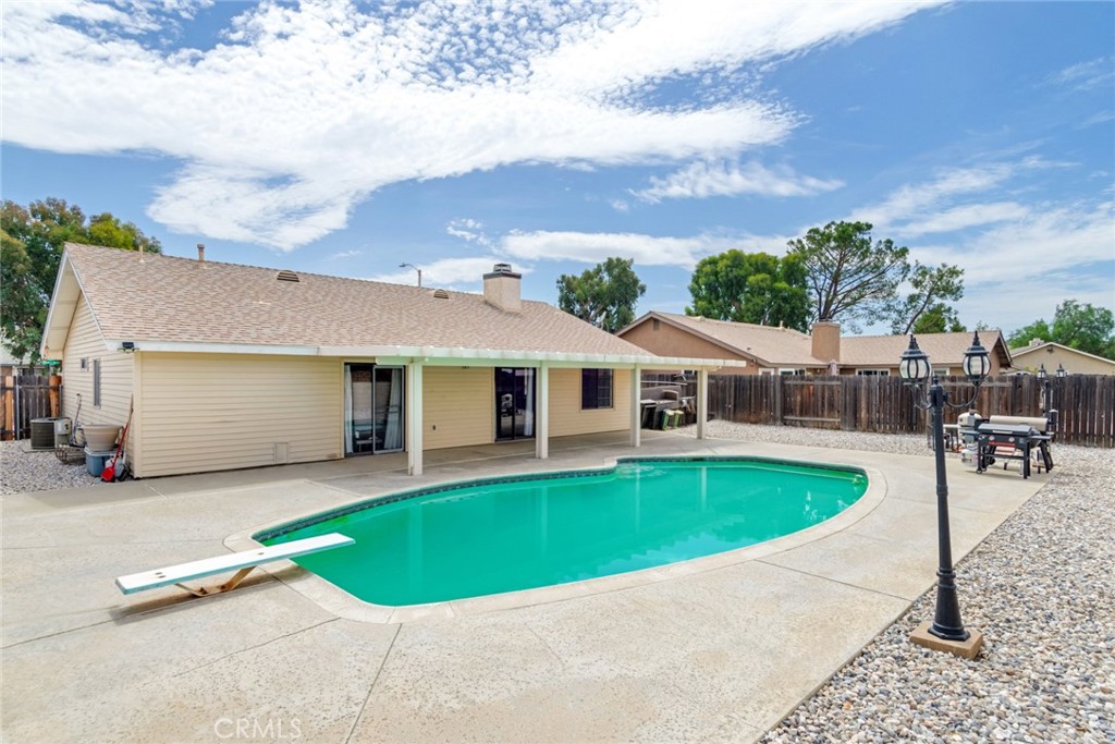 25067 Hazelwood Circle