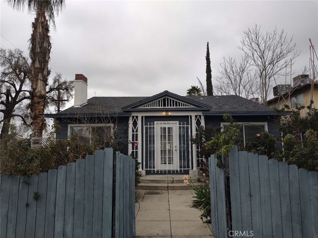 1618 Baker St