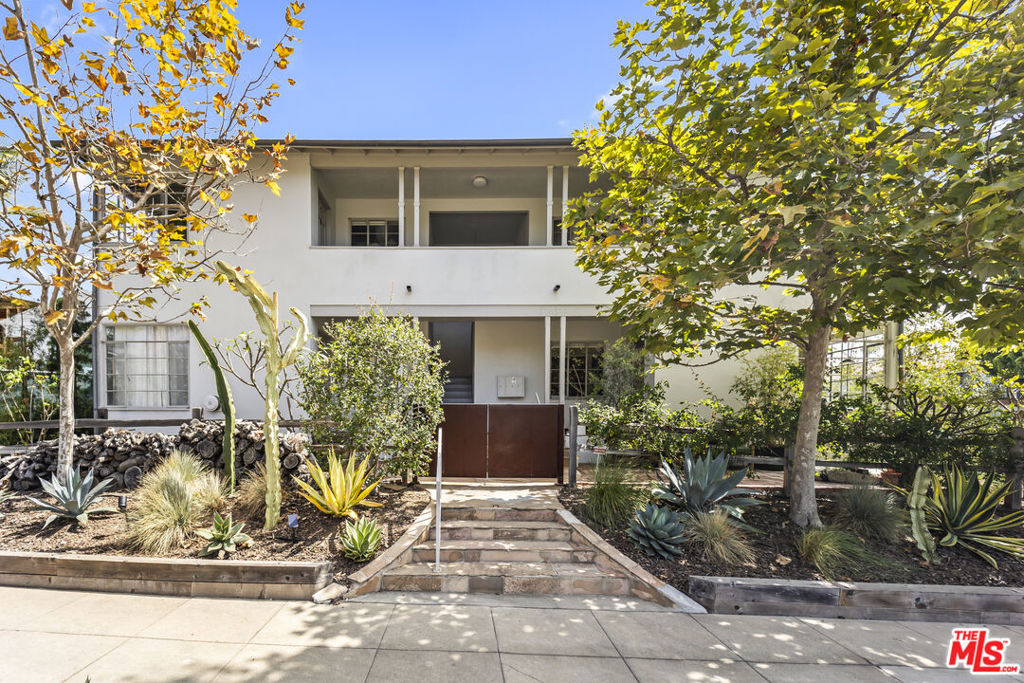1807 Montana Ave D