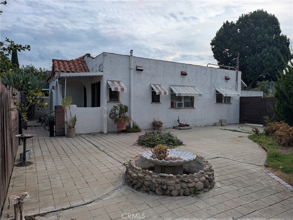 1168 Knoll Drive