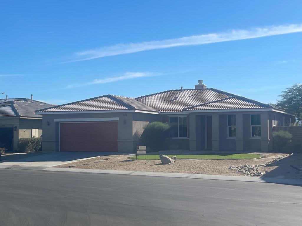 80085 Peak Forest Drive