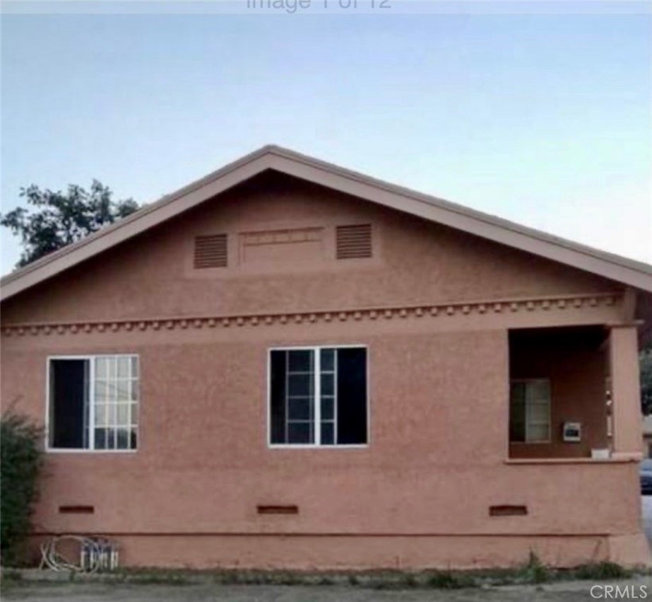 1448 W 106th