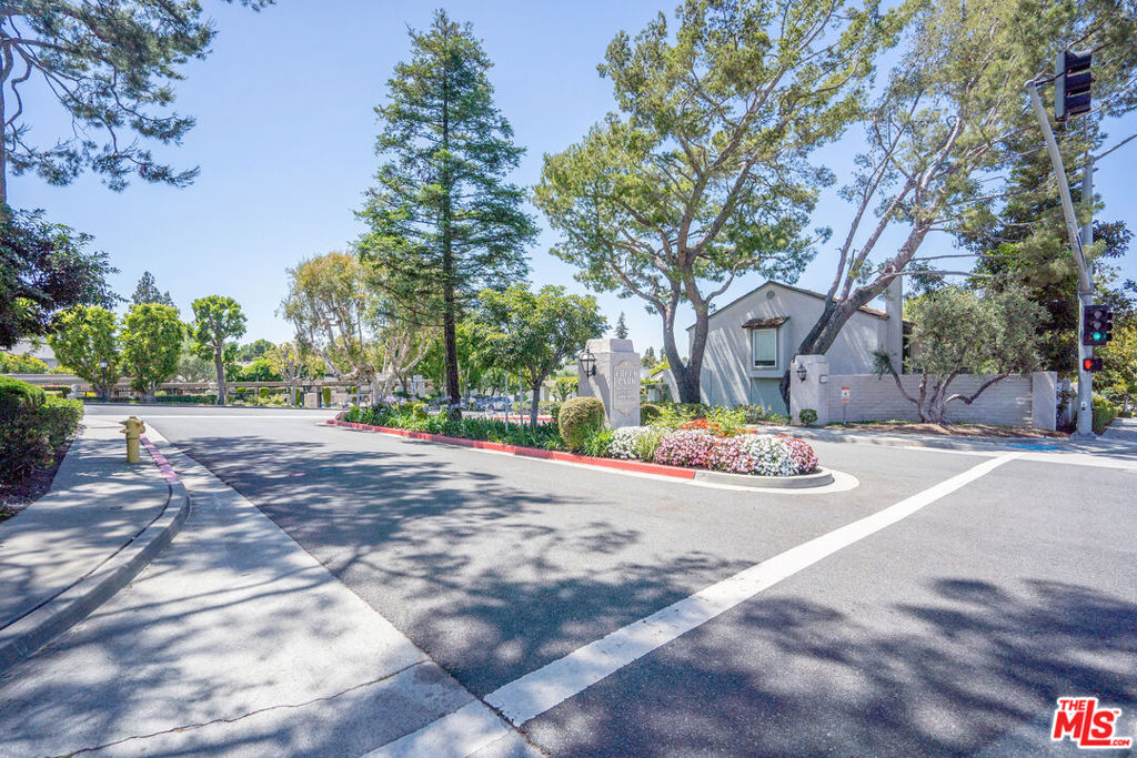 12203 Santa Gertrudes Avenue 64