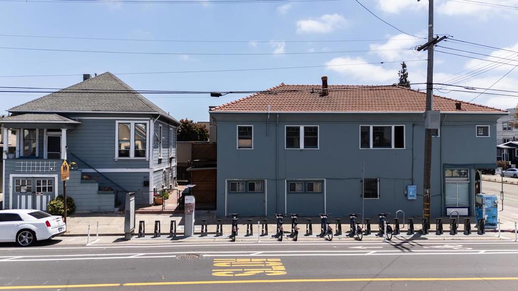 764 40th Street