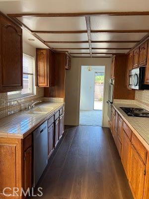 2125 W 235th