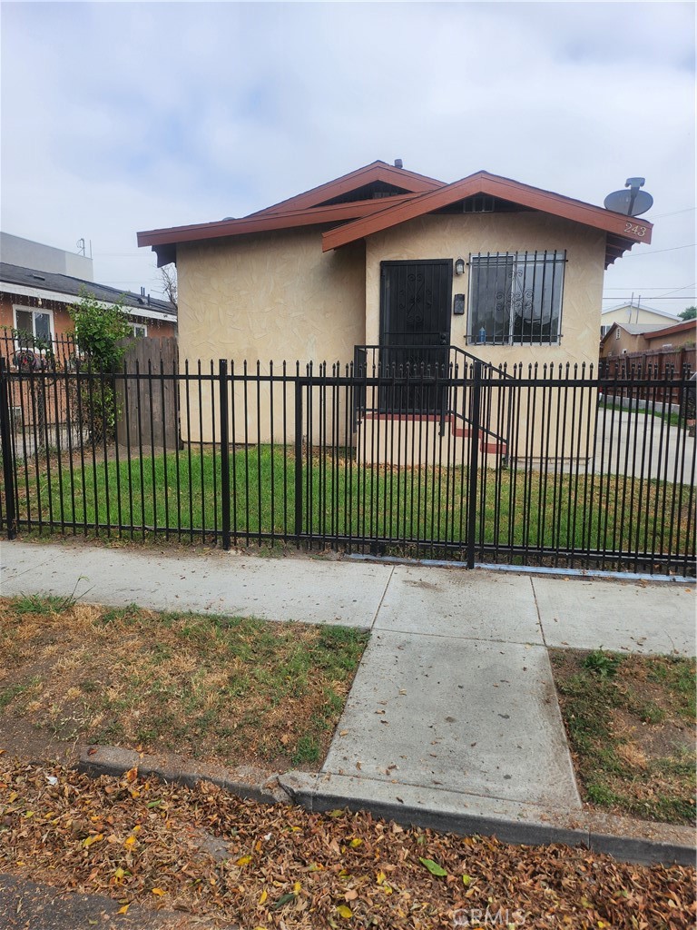243 E 82nd