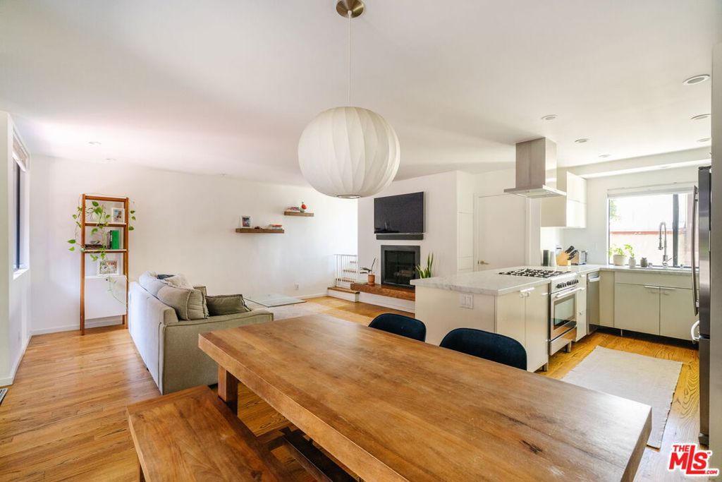 2600 Abbot Kinney Boulevard 6