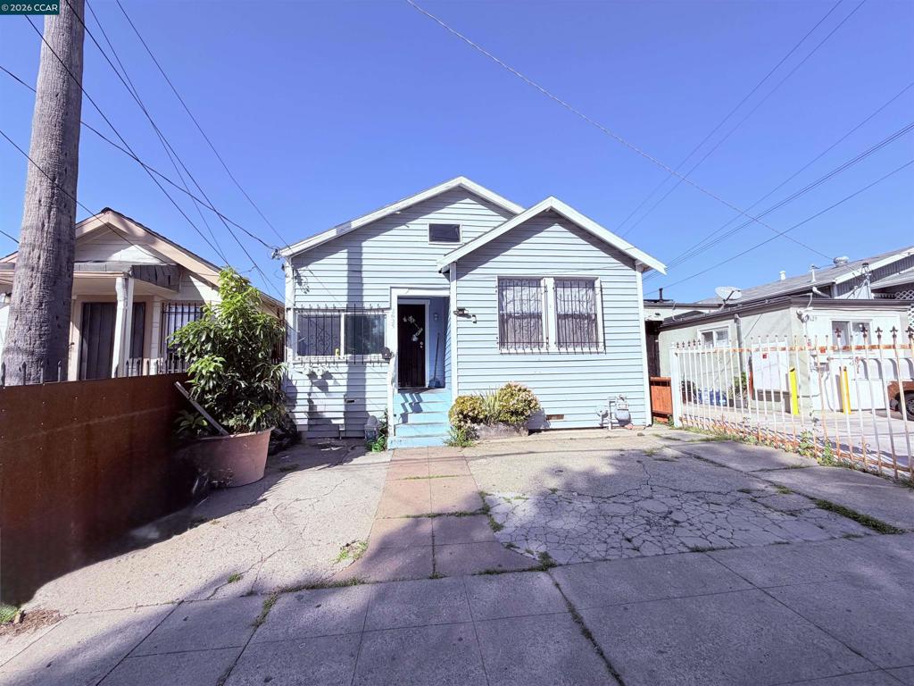2625 75th Ave