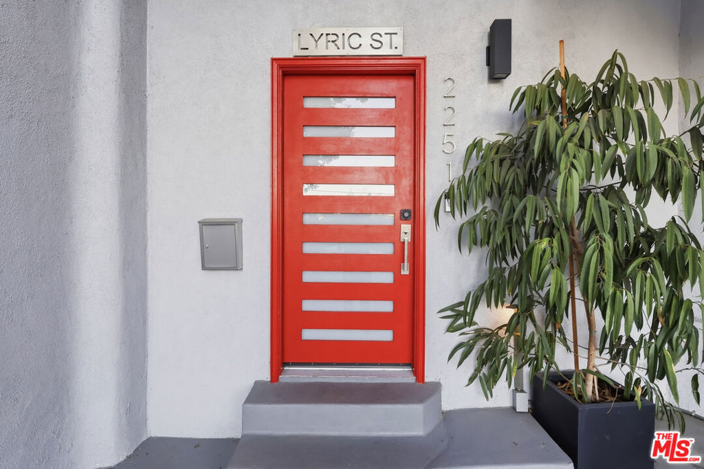 2251 Lyric Avenue
