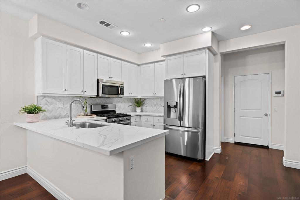 1360 Santa Victoria Rd 3