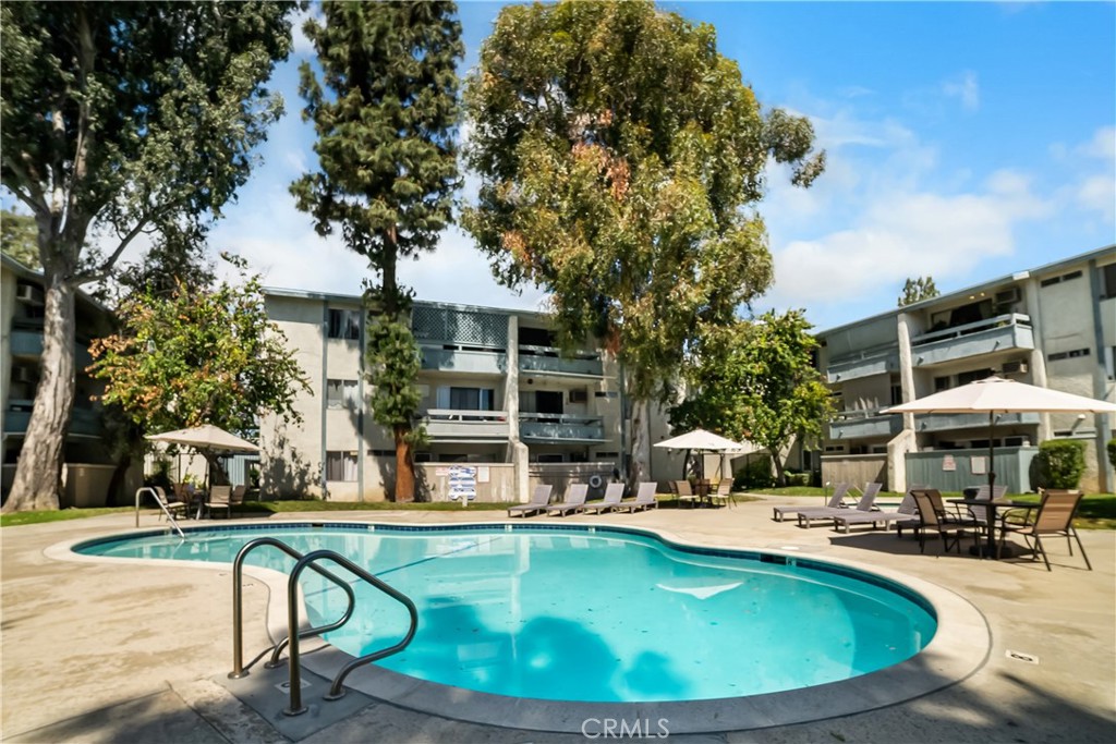 21801 Roscoe Boulevard 206