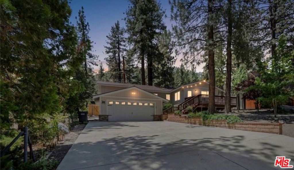 1713 Twin Lakes Road