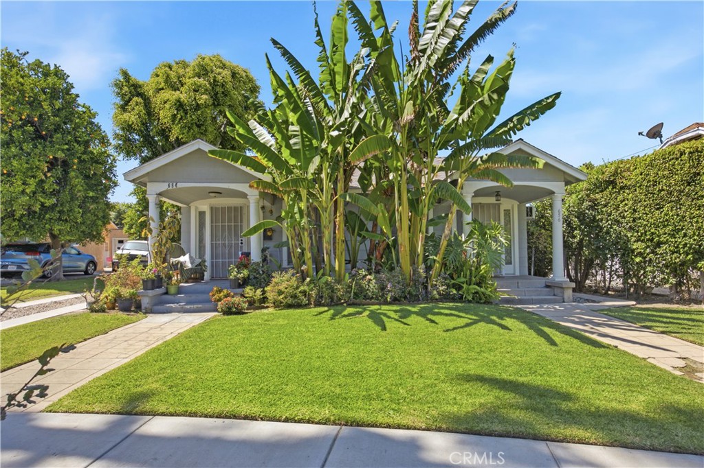 652 W California