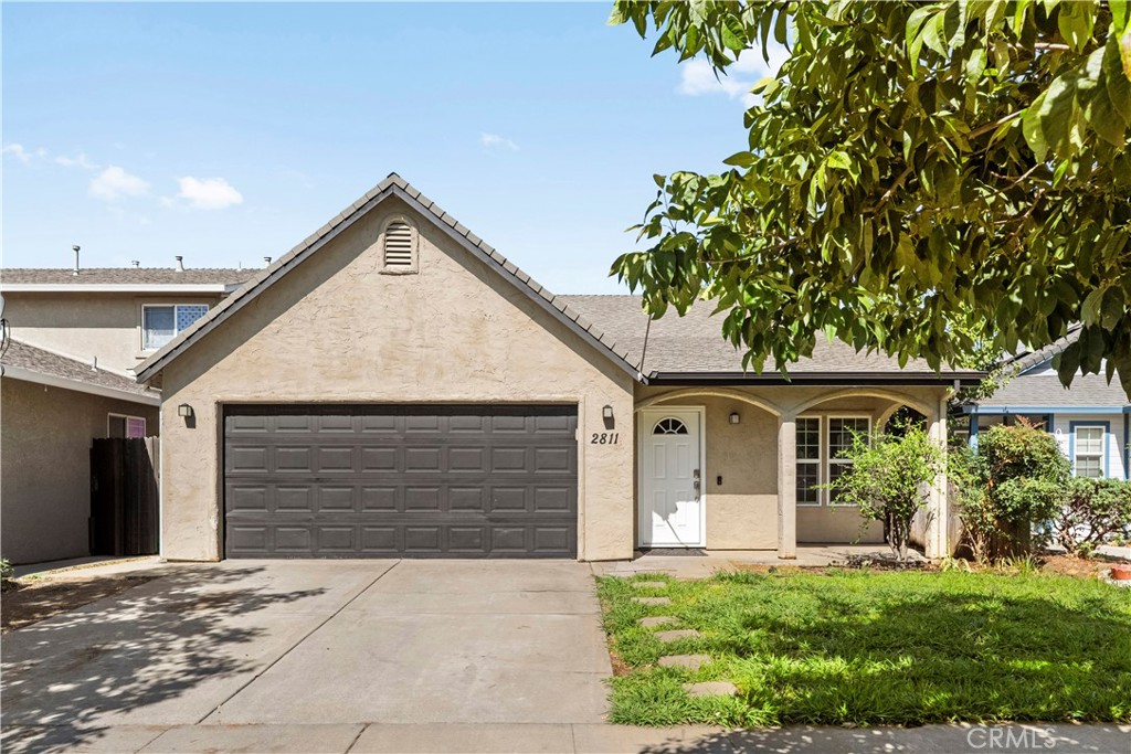 2811 Vistamont Way