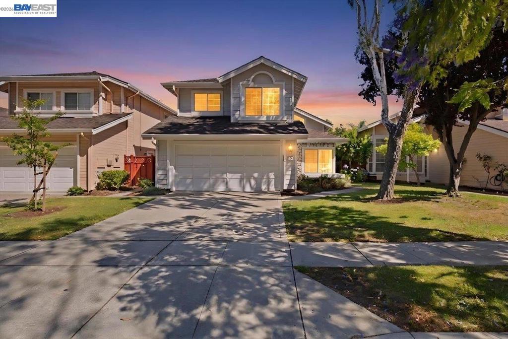 5579 Ridgewood Dr
