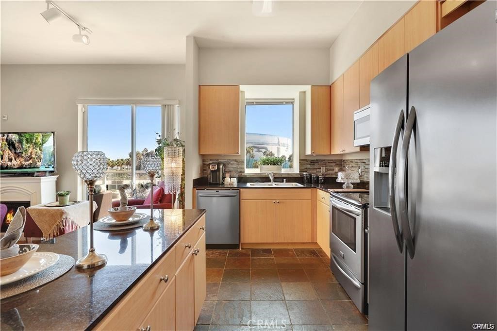 388 E Ocean Boulevard 317