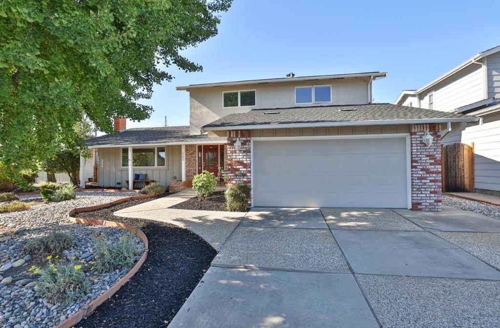 2809 Ponderosa Way