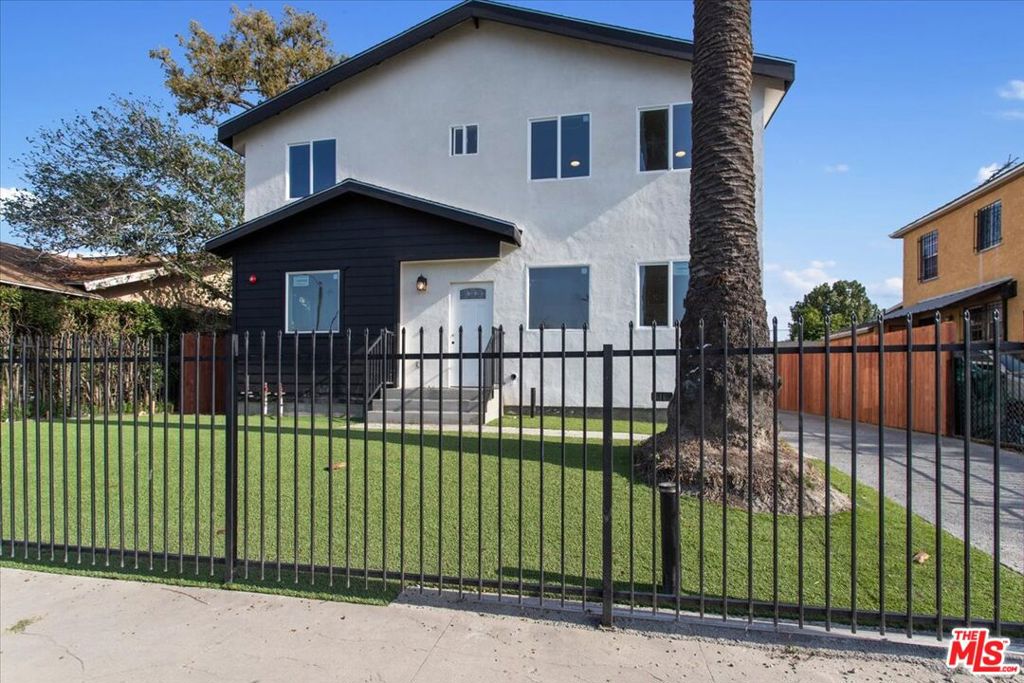 4321 Honduras Street