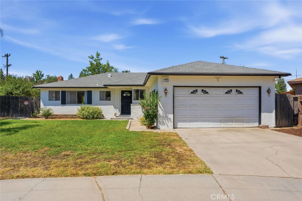 641 E Scott