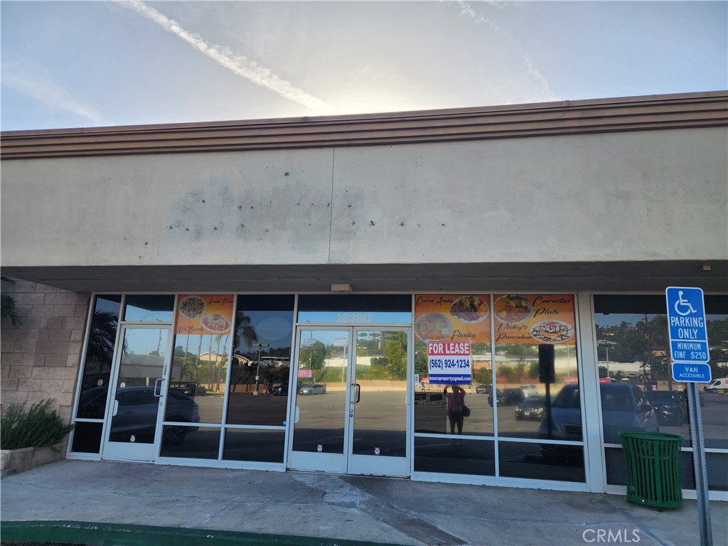 28500 WESTERN