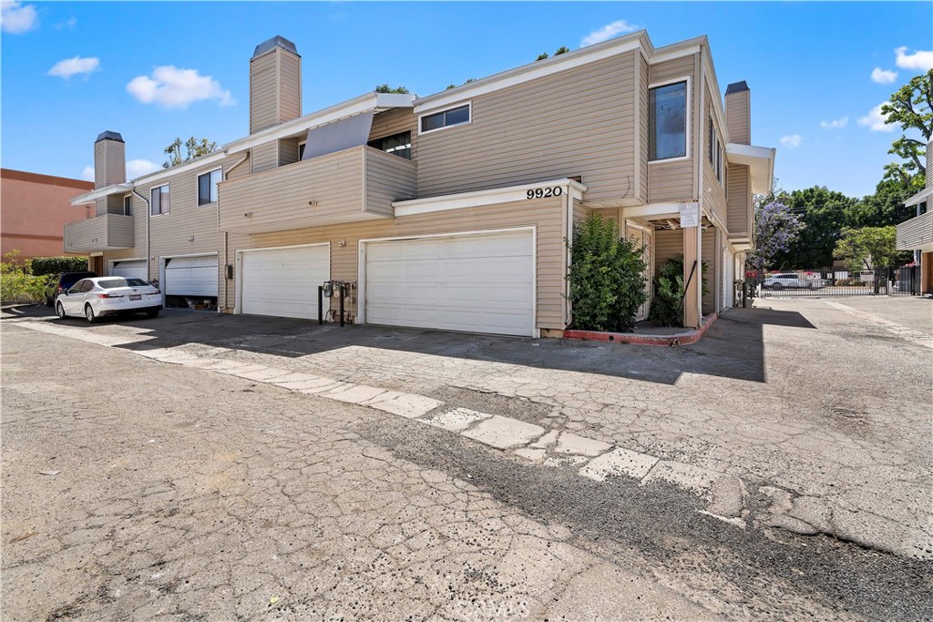 9920 Sepulveda