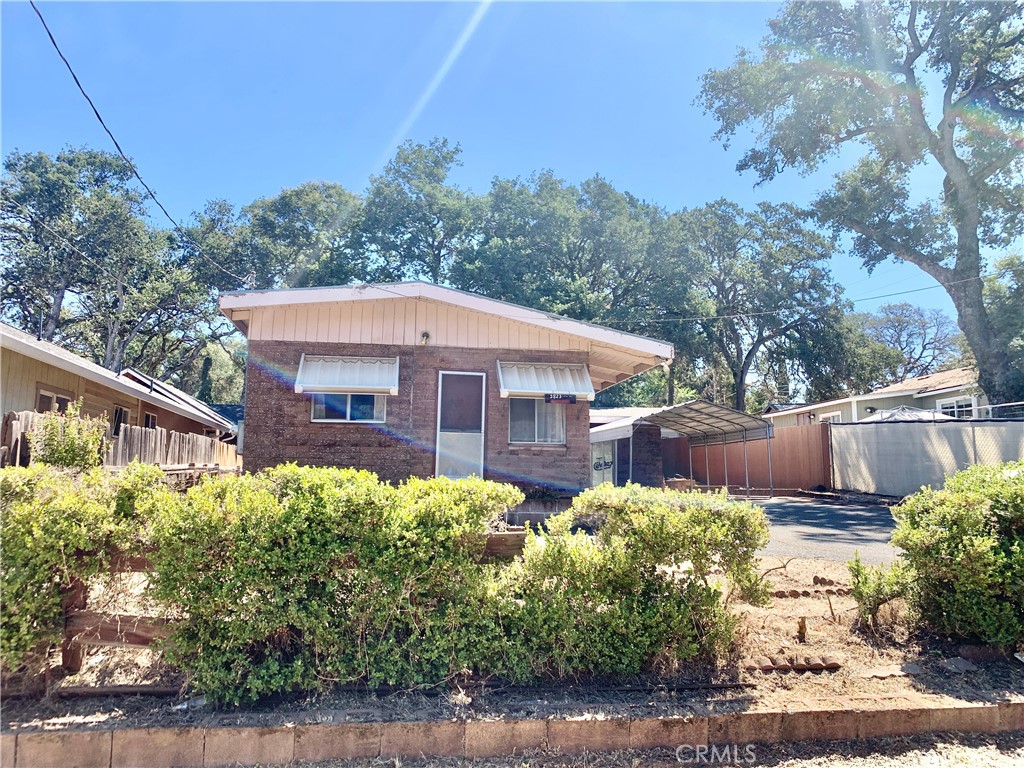 5823 Cottage