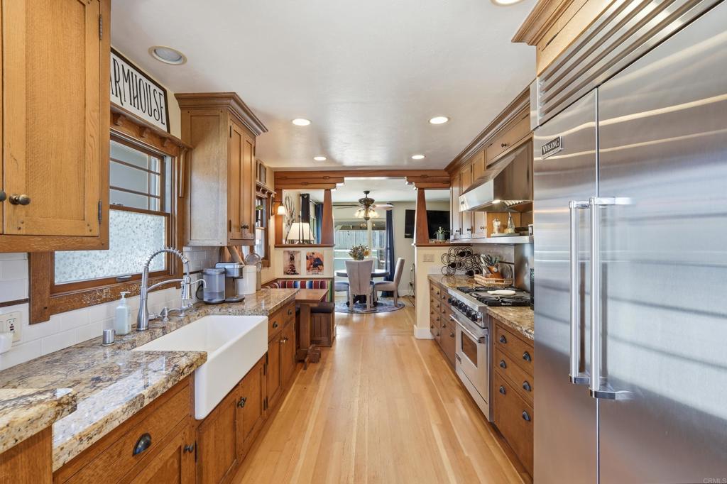 1738 Key Lane