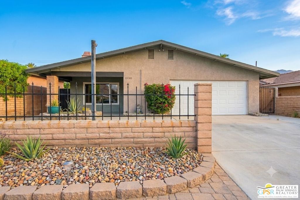 53385 Eisenhower Drive