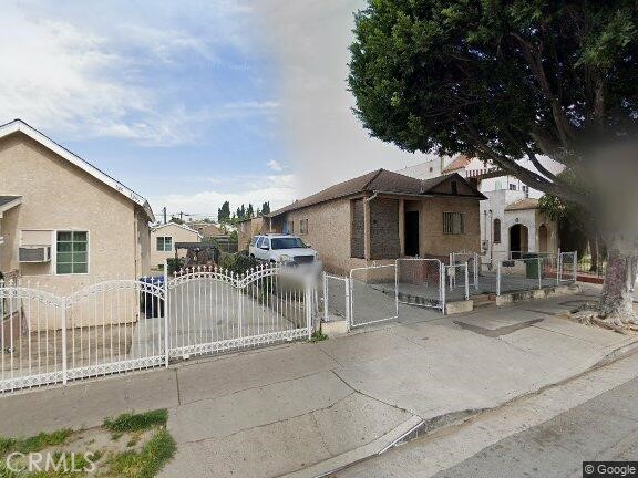 525 S Soto Street 1/2