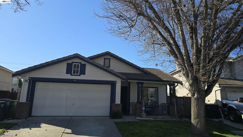 3285 Ernest Dr