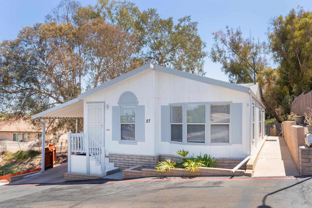 1333 Olive Avenue SPC 27