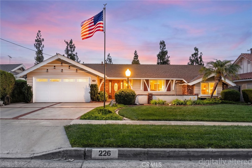 226 San Carlos Way