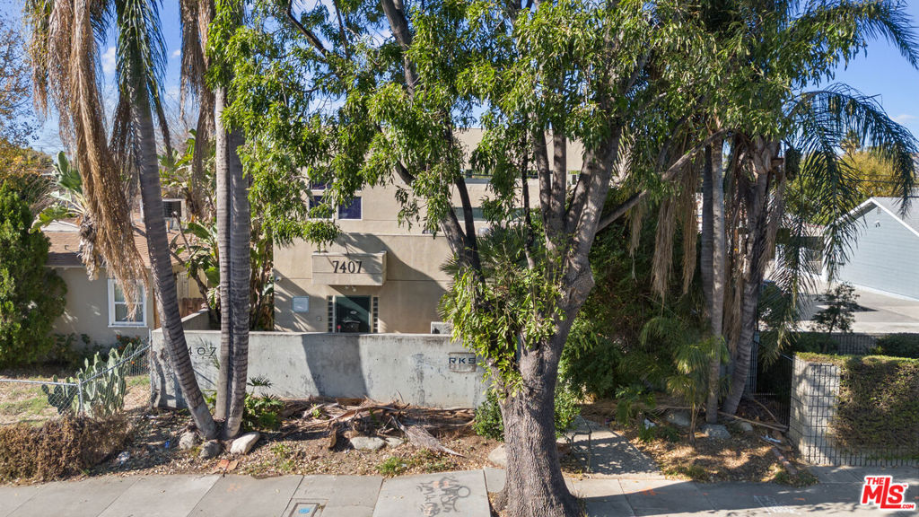 7407 Topanga Canyon Boulevard