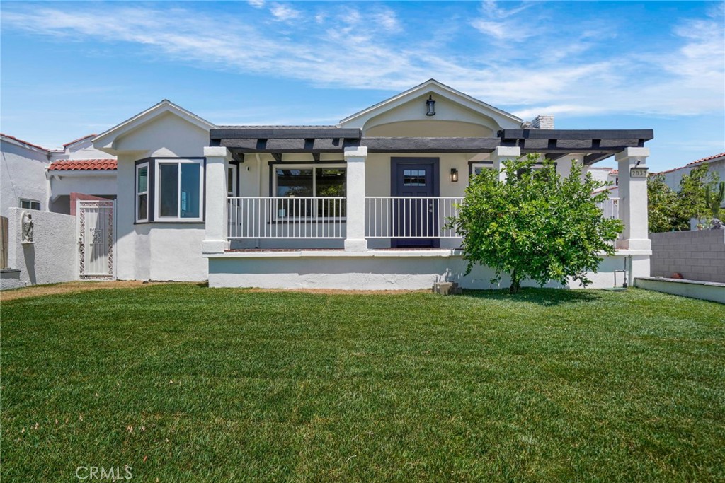 2033 W 76th Street