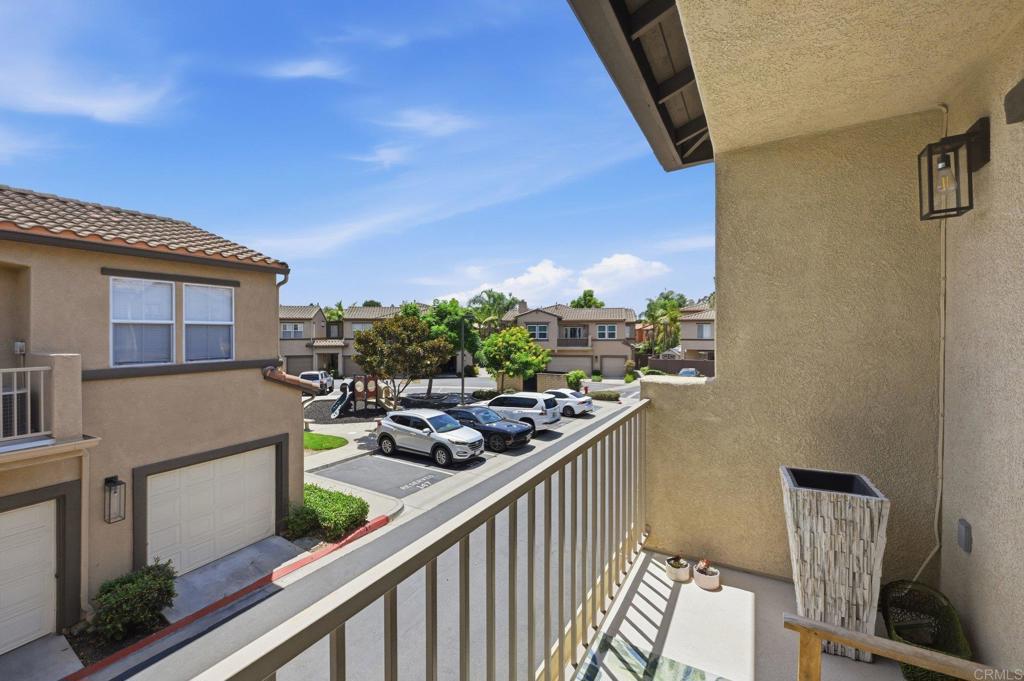 638 Sumner Way 1