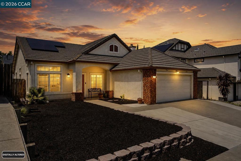 215 Shadow Hill Cir