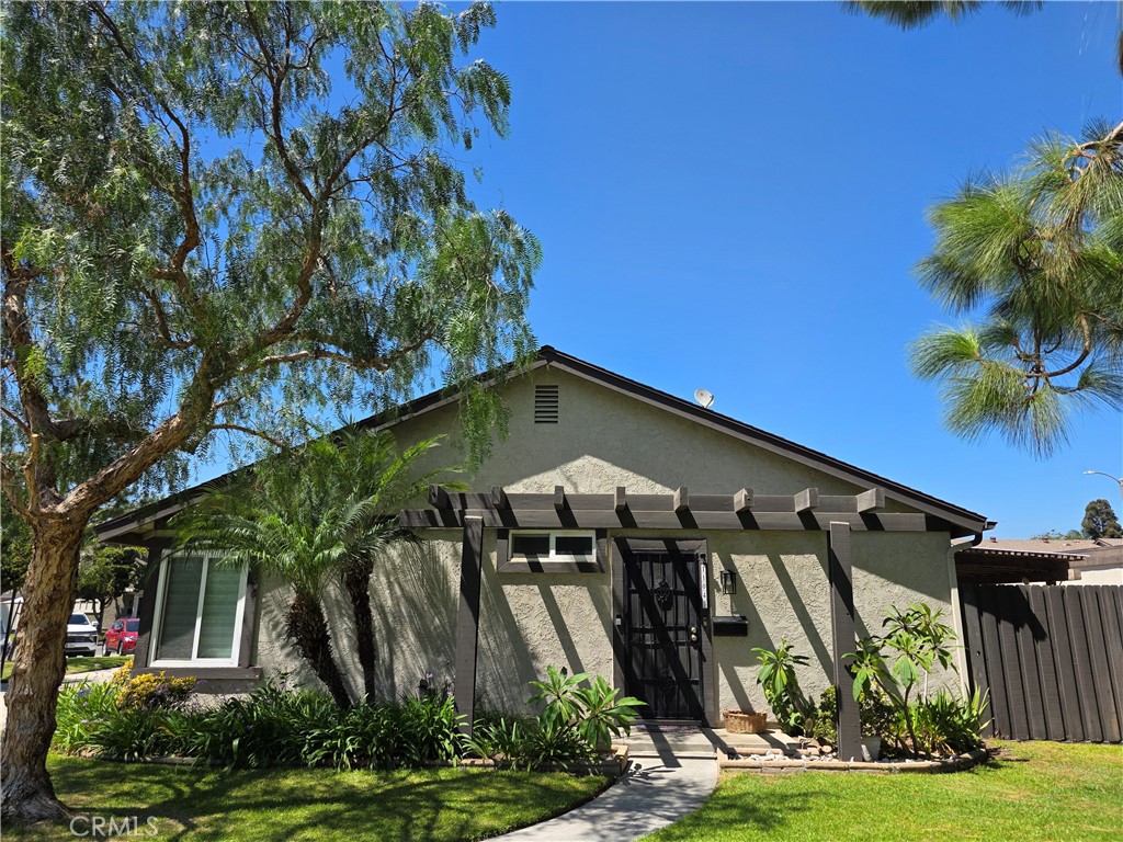 11043 Sherman Way