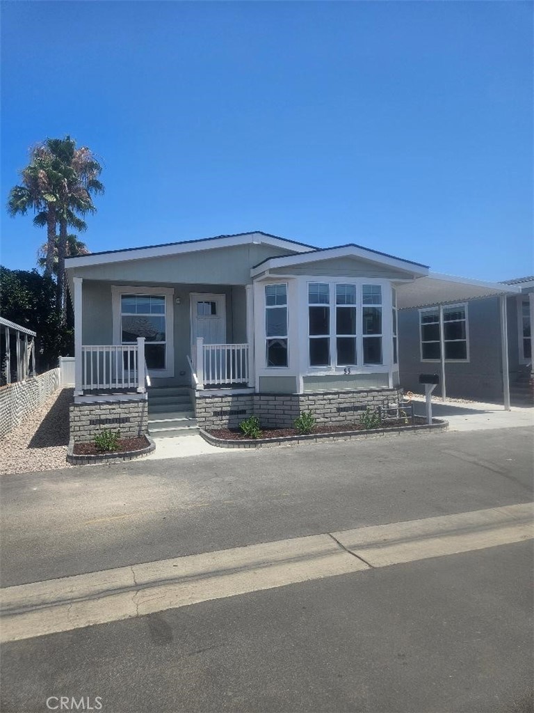 200 Grand Avenue N 55