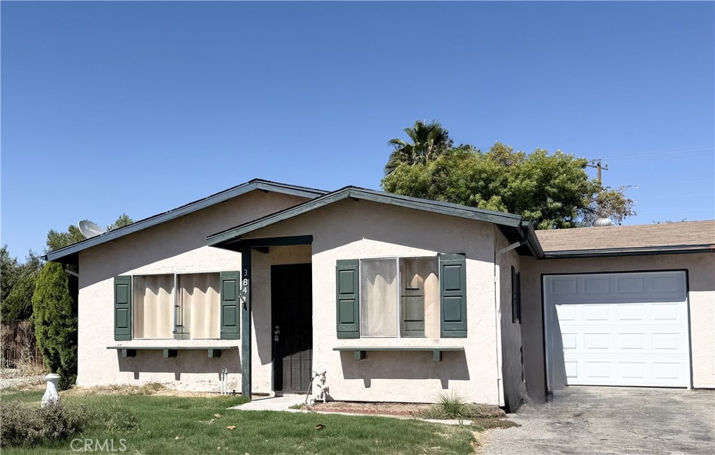 384 Calle Cazadero