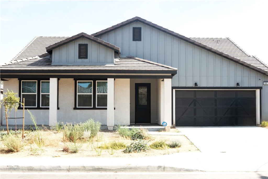 1880 Vincent Drive