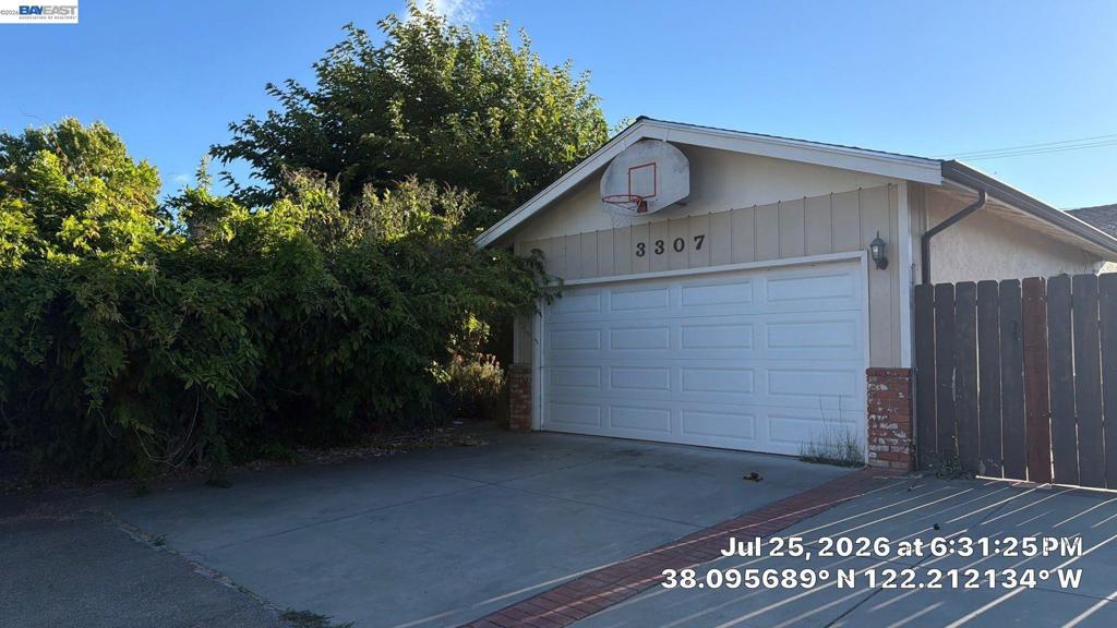 3307 Fernwood Street