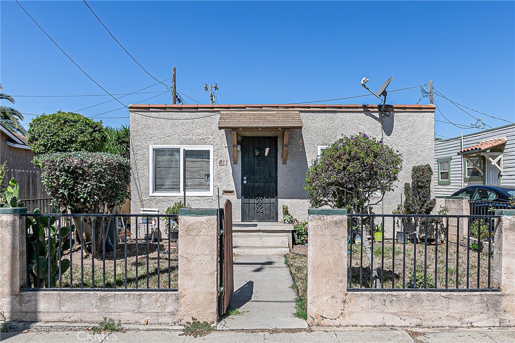 611 S Thornburg