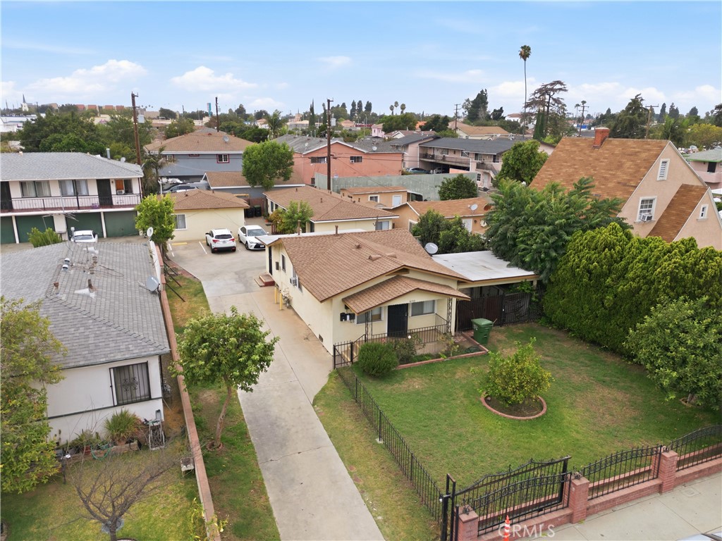 6133 Prospect Avenue