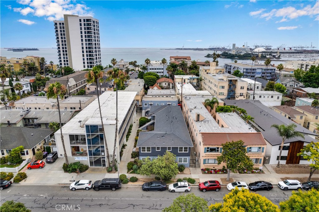1250 E 1st street 7