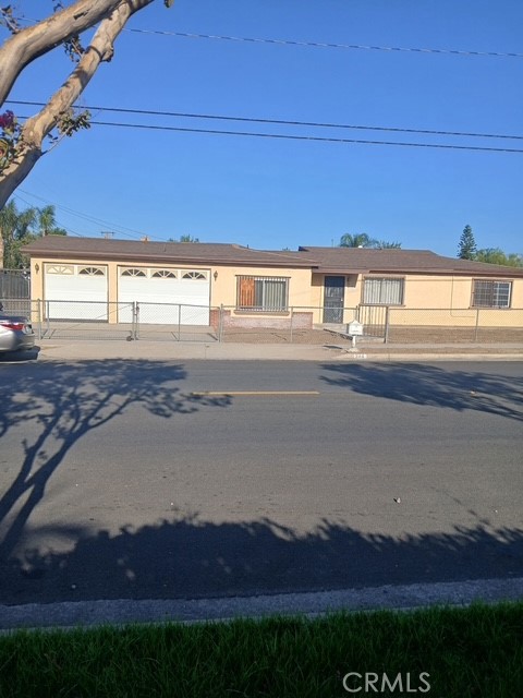 344 N Lilac Avenue