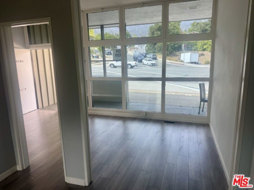 3704 Foothill