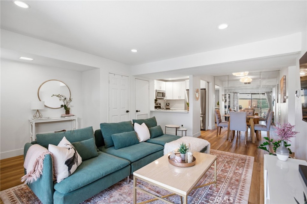 25671 Le Parc 33